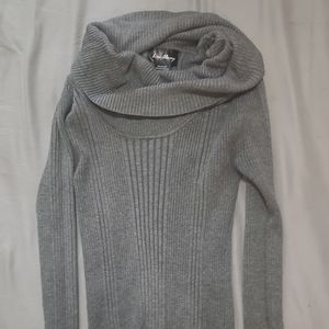 Long sleeve sweater